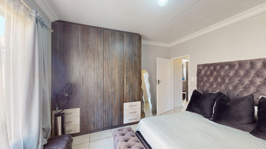 2 Bedroom Property for Sale in Baillie Park North West